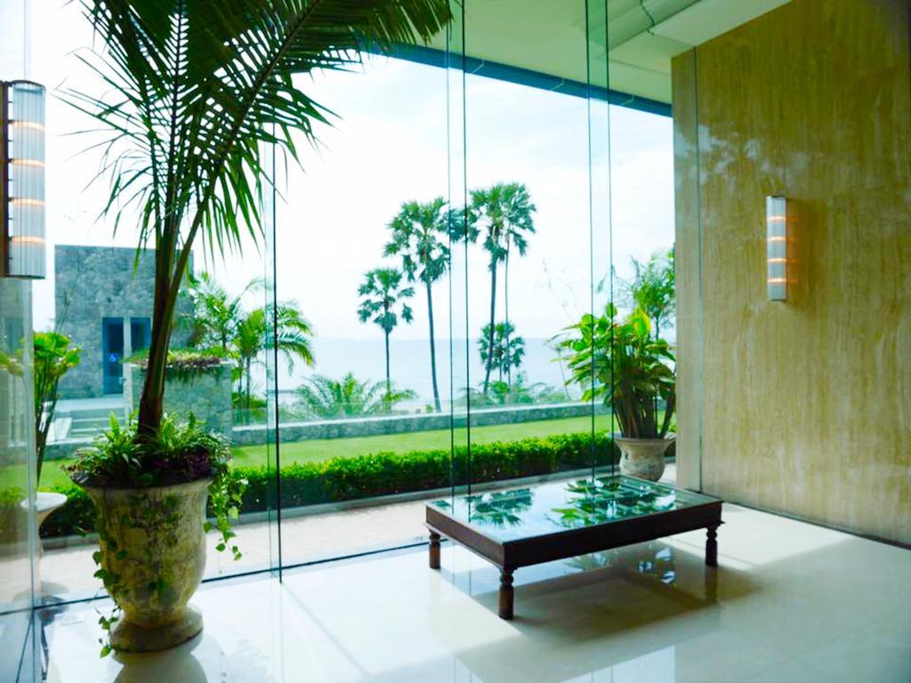The Palm Wongamat Beach Pattaya Exterior photo
