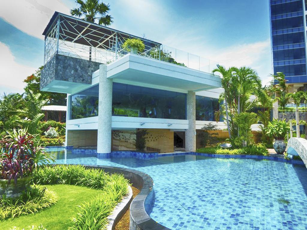 The Palm Wongamat Beach Pattaya Exterior photo