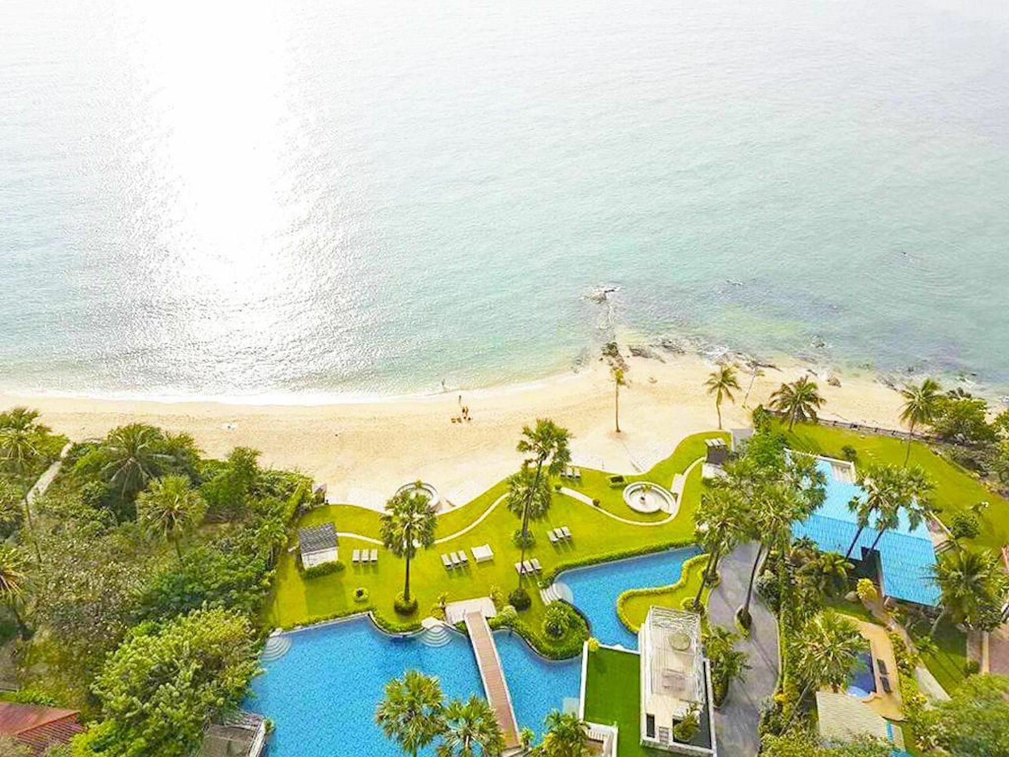 The Palm Wongamat Beach Pattaya Exterior photo
