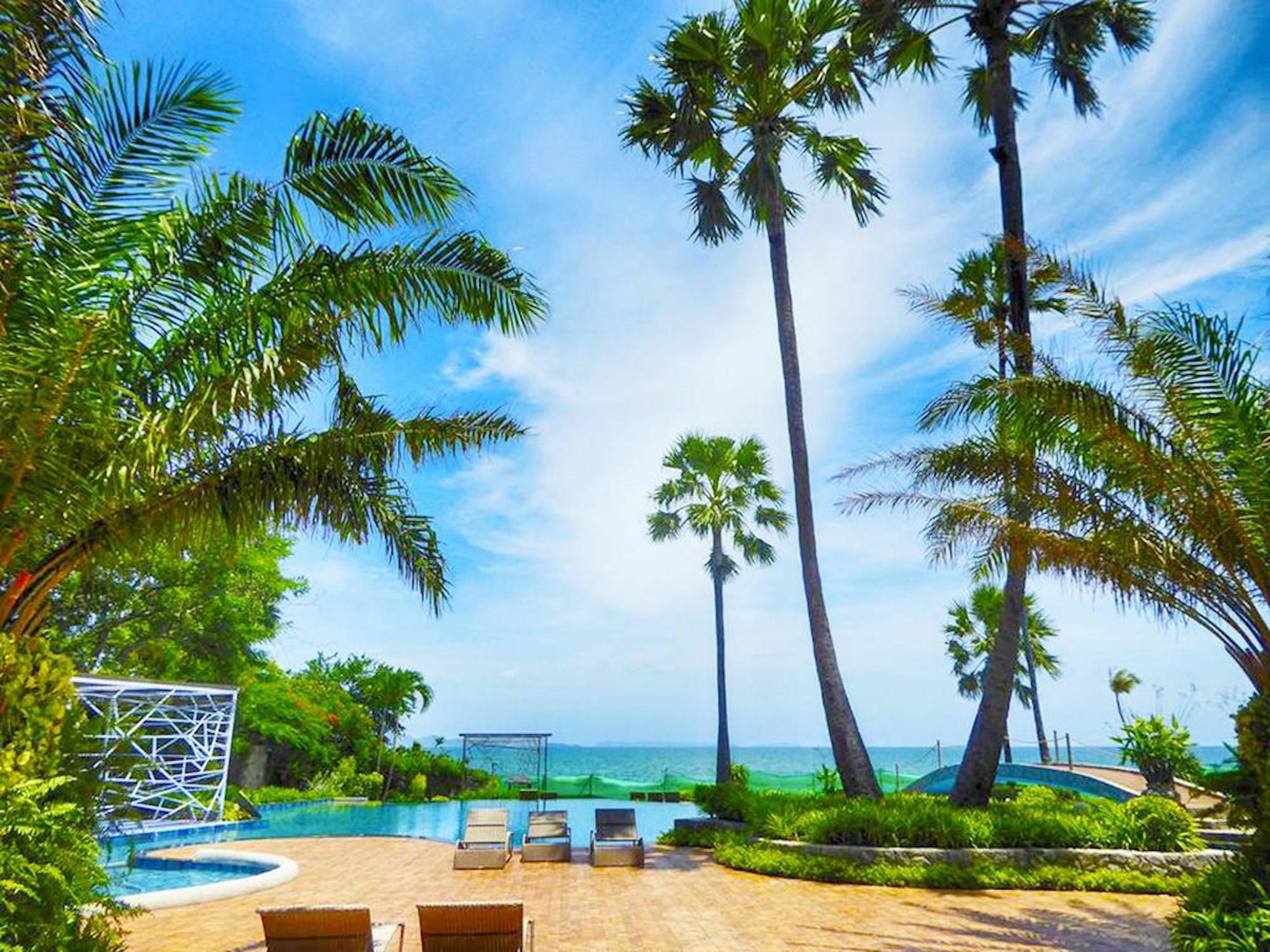 The Palm Wongamat Beach Pattaya Exterior photo