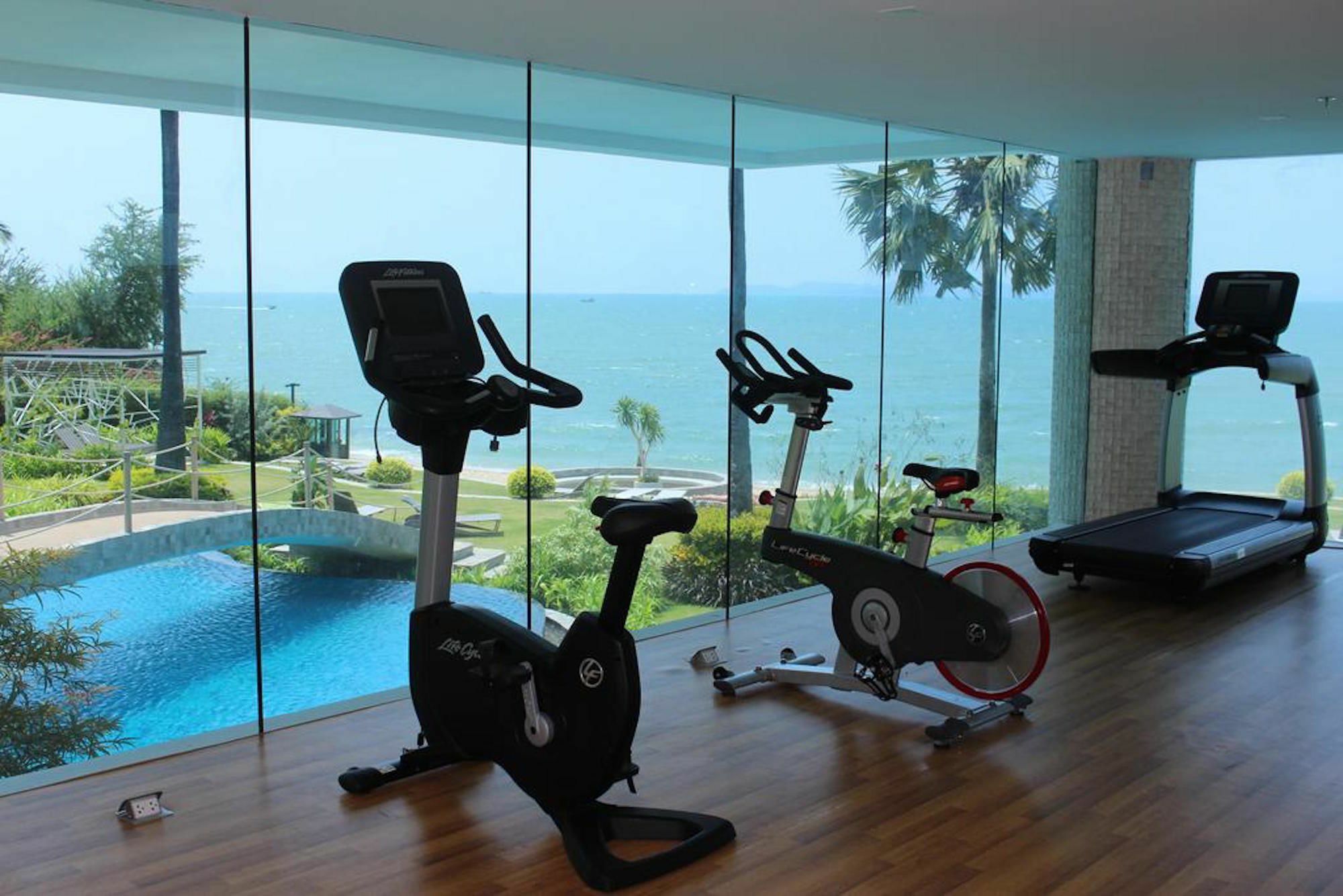 The Palm Wongamat Beach Pattaya Exterior photo