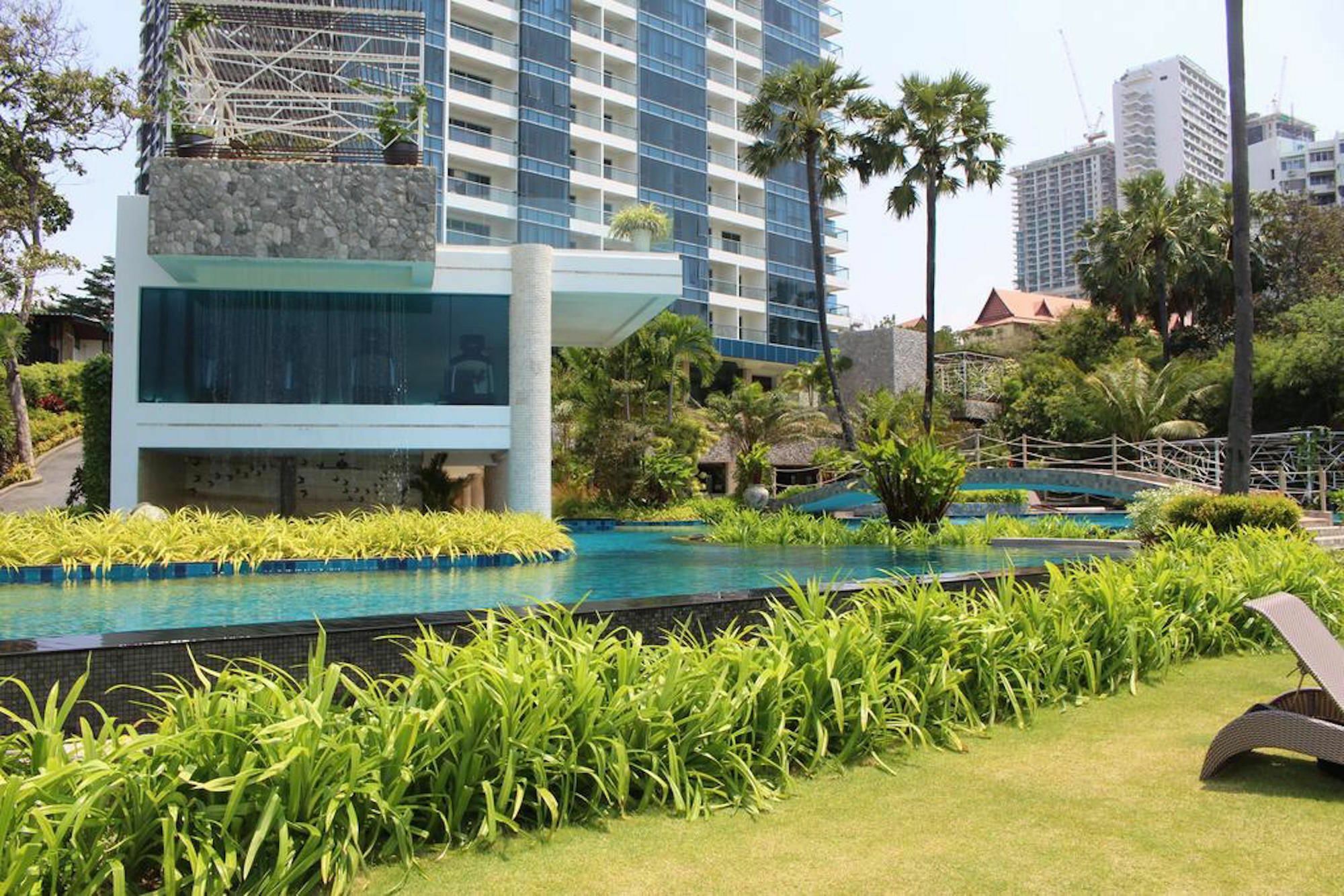 The Palm Wongamat Beach Pattaya Exterior photo