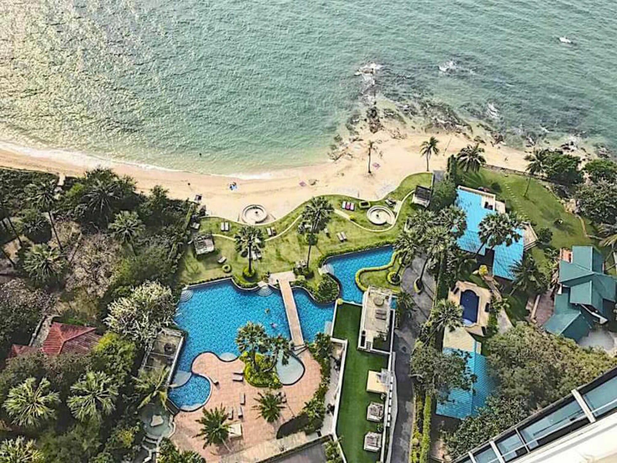 The Palm Wongamat Beach Pattaya Exterior photo