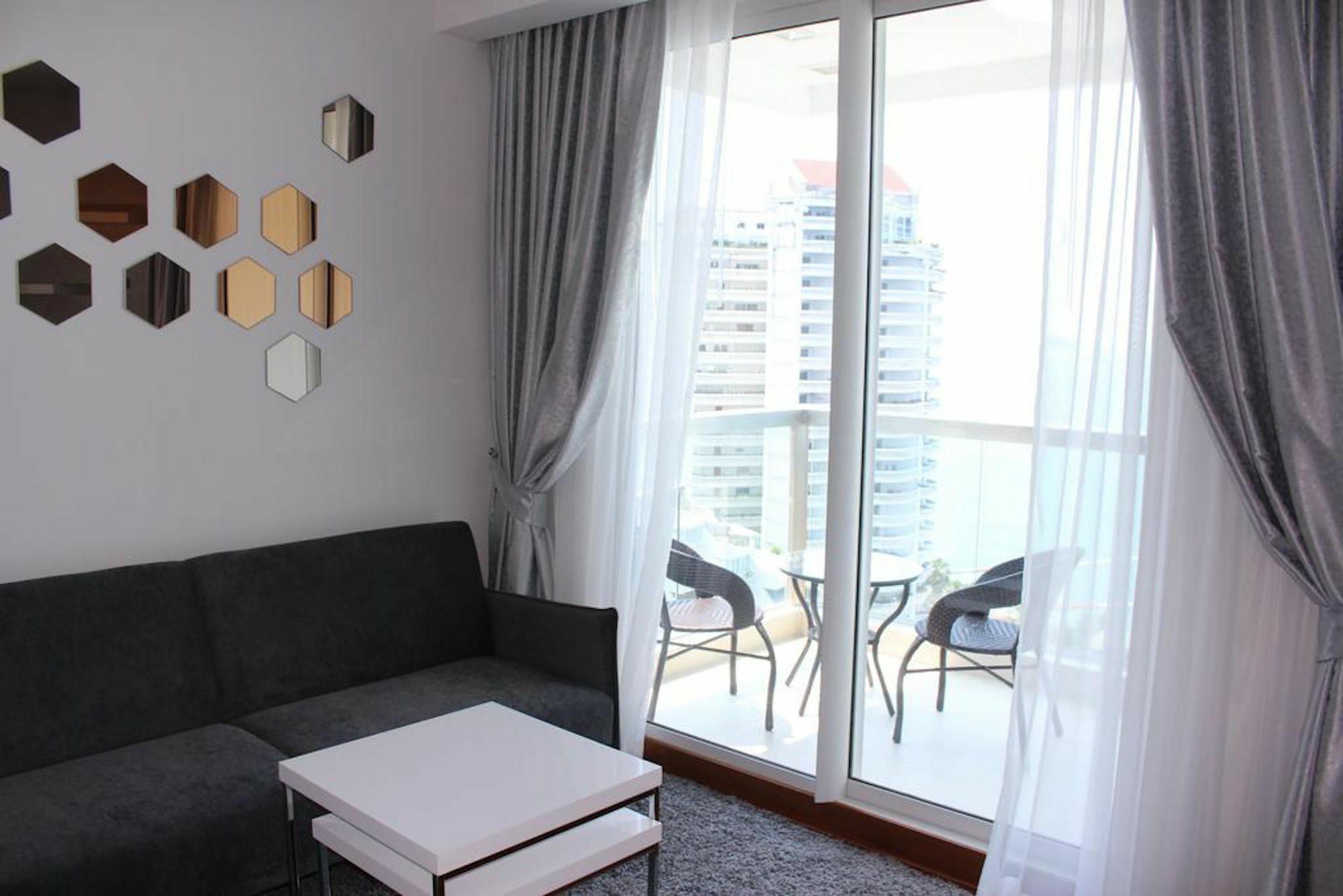 The Palm Wongamat Beach Pattaya Exterior photo