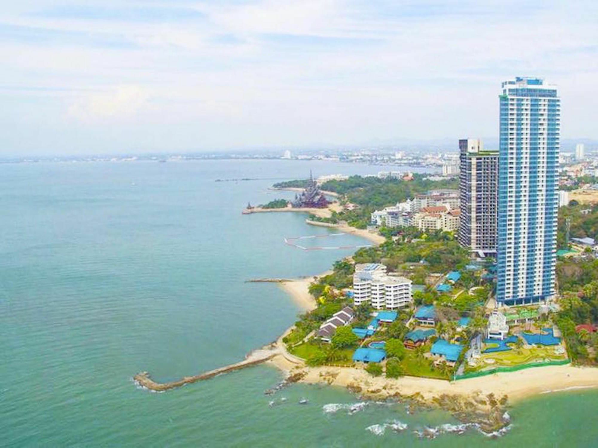 The Palm Wongamat Beach Pattaya Exterior photo